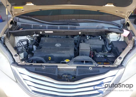 2011 Toyota Sienna Limited V6 z USA, uszkodzony, nr VIN 5TDYK3DC4BS016608